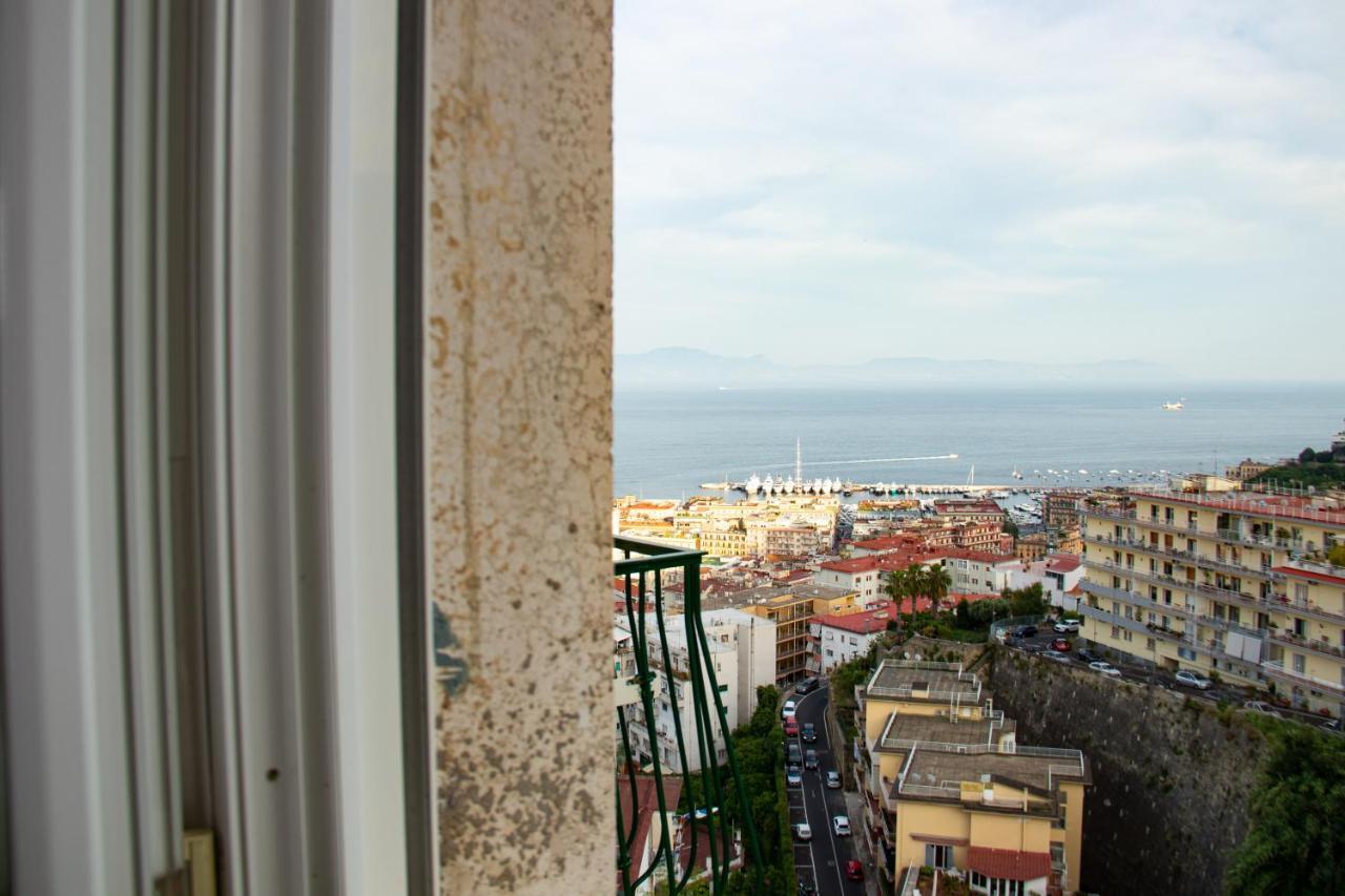 Nido Dei Gabbiani Bed and Breakfast Napoli Eksteriør billede